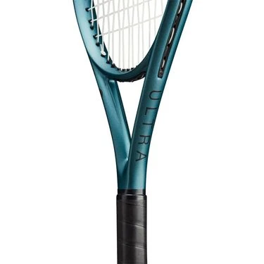 Wilson Ultra 26 V4 Junior Tennis Racquet 2 Wilson Ultra 26 V4 Junior Tennis Racquet - Image 2